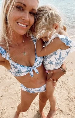 Show Me Your Mumu Boat Bottom ~ Blue Lagoon Palm Rib -Fashion Womens Discount Store 89D7A147 EC61 46ED 8A84 574388AC2176 ffa2606a b40a 4298 9cba d4b37abfce64