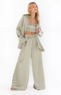 Show Me Your Mumu Tucker Top ~ Moss Green Luxe Satin 7 Show Me Your Mumu Tucker Top ~ Moss Green Luxe Satin -Fashion Womens Discount Store BF2 5292 SA62 01 03efc8fe 8955 4450 a65d 3880aedf6e5c