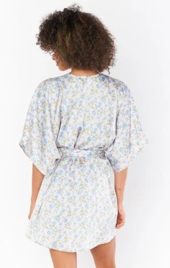 Show Me Your Mumu First Look Robe ~ Charming Rose Luxe Satin 10 Show Me Your Mumu First Look Robe ~ Charming Rose Luxe Satin -Fashion Womens Discount Store BS3 5316 CR62 03