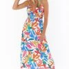 Show Me Your Mumu Moby Tie Maxi ~ Bright Blooms -Fashion Womens Discount Store MM8 1196 CA15 01 1 da1514ec 45c6 4e75 8d83 02a604356c94