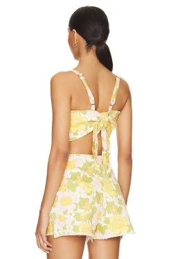 Show Me Your Mumu Handkerchief Top Fresh Floral -Fashion Womens Discount Store SHOW WS432 V3