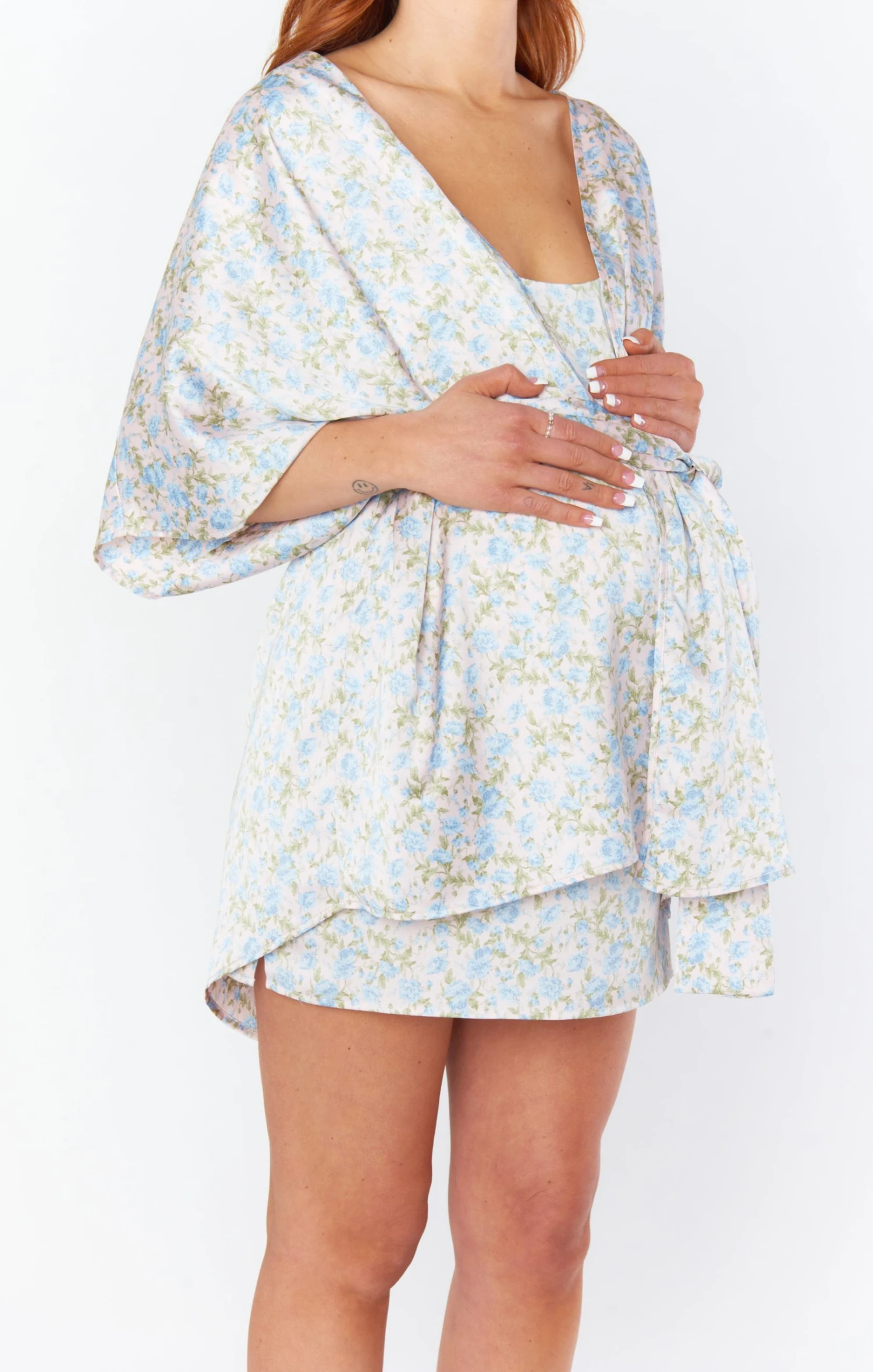 Show Me Your Mumu First Look Robe ~ Charming Rose Luxe Satin 7 Show Me Your Mumu First Look Robe ~ Charming Rose Luxe Satin - Image 5